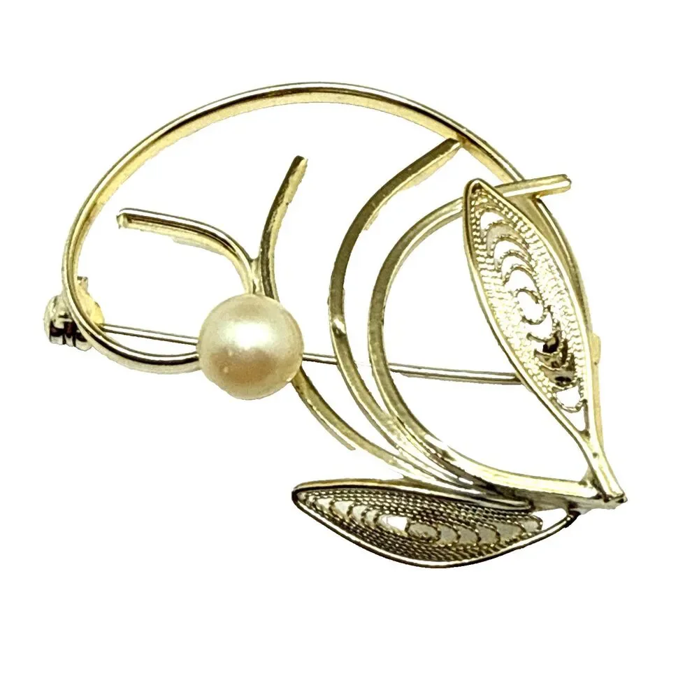 VINTAGE Filigree Leaf Faux Pearl Brooch Gold Tone Leaves Pin 2